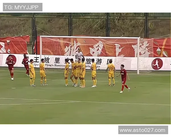 南京足球队强势领跑城市联赛积分榜以99分稳居第一名 南京足球队强势领跑城市联赛积分榜以99分稳居第一名